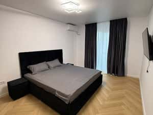 Închiriez apartament 2 -3 camere și garsonieră — miniatura 2