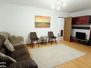 Inchiriere apartament 3 camere-strada 22 Decembrie-etaj 1-decomandat — miniatura 3