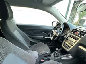 VW SCIROCCO 1.4 BENZINA– 160 CP  An 2010 — miniatura 8