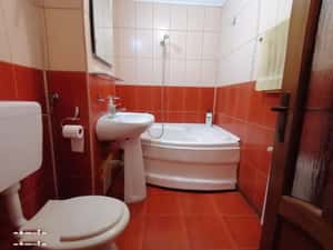 Apartament cu 3 camere, 2 bai, balcon — miniatura 3