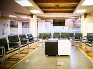 Cladire cu alta destinatie - 4 niveluri - pretabila diverse activitati