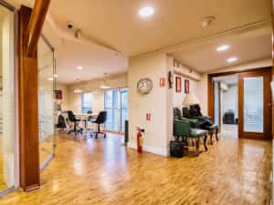 Cladire cu alta destinatie - 4 niveluri - pretabila diverse activitati — miniatura 4