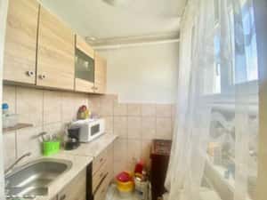 Apartament 2 camere, etaj 4, Velenta, Oradea — miniatura 2