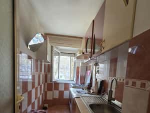 2 Camere confort 2 Viziru E-uri,etaj 1 — miniatura 4