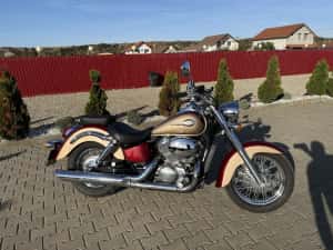 HONDA VT 750 C2 SHADOW AMERICAN CLASIC EDITION,45 CAI se conduce cu permis cat A2,recent adusa din GERMANIA,absolut impecabila+colorit deosebit+crom — miniatura 3