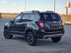 Vand / Schimb cu teren Dacia Duster LOOK 2017 - 114.000Km / Germania — miniatura 4