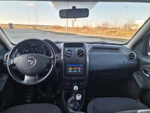 Vand / Schimb cu teren Dacia Duster LOOK 2017 - 114.000Km / Germania — miniatura 5