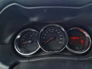 Vand / Schimb cu teren Dacia Duster LOOK 2017 - 114.000Km / Germania — miniatura 7