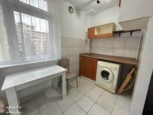 Garsoniera de vanzare - zona Spitalul Judetean