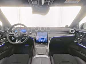 Mercedes-Benz C 43 AMG - 2025, 15.392 km — miniatura 3