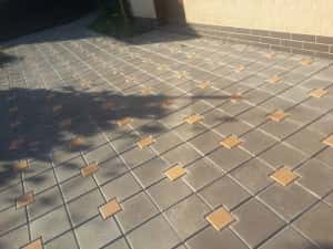 Promotie dale pentru pavaje si pavele model 20x20 antiderapant montaj — miniatura 3