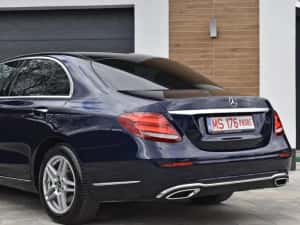 Mercedes-Benz E ~Pachet EXCLUSIV~Masaj~Camera360~Burmester~E220~GARANTIE 12 LUNI~ — miniatura 3