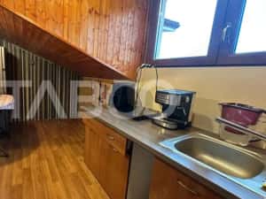 Casa cu garaj acces auto 2 apartamente separate zona Piata Cluj Sibiu — miniatura 7