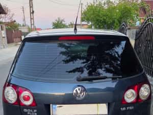 Vw Golf Plus 1.6 benzina, fără rugina, impecabila — miniatura 3