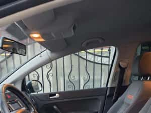 Vw Golf Plus 1.6 benzina, fără rugina, impecabila — miniatura 7