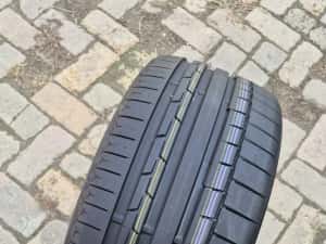 O bucată 245/35 R20 vară - una Continental