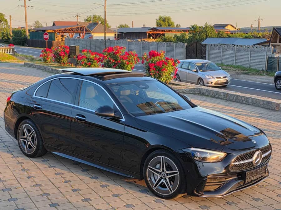 Mercedes C200d Amg 2023 — fotografie 1 din 10