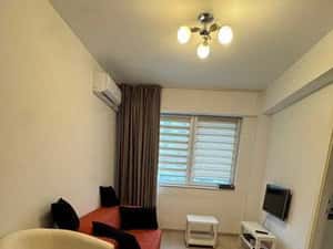 Inchiriez apartament cu 2 camare