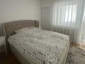 Închiriez apartament 3 camere Sala Palatului! — miniatura 4