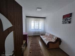 Apartament cu 3 camere openspace zona Cug Aleea Tudor Neculai lângă bl — miniatura 3