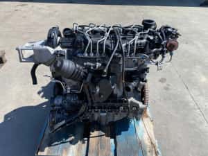 Motor cu turbo si injectie VOLVO XC60 2011-2017 D5244T10 36050499 — miniatura 3