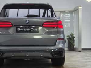 BMW X5 hibrid, 4.900 km, 2025, preț 101.948 EUR — miniatura 5