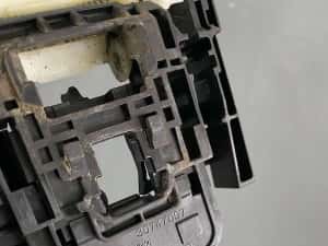 Suport maner broasca usa dreapta spate VOLVO S60 V60 XC60 XC90 S90 V90 V60 CC 30747097 30747098 — miniatura 3
