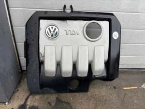 Capac motor Volkswagen cod motor bkc an 2006