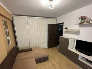 Inchiriez apartament 50 mp cu balcon mare. — miniatura 4