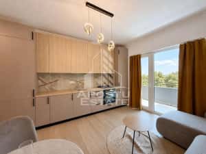 Apartament cu 2 camere de vanzare, etaj intermediar, Giroc