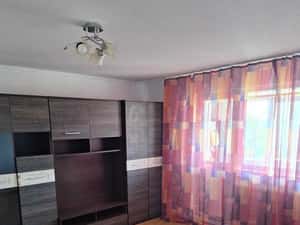 Apartament 2 camere de închiriat