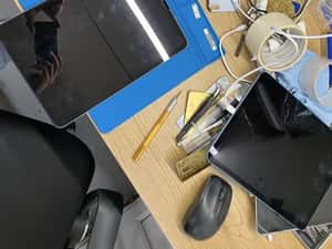 Repararii sticle si display spart ipad gsm — miniatura 3