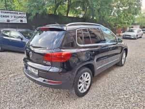 Vw Tiguan Style 2.0 TDI AUTOMAT — miniatura 5