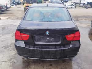 dezmembrez BMW e90 320d facelift/bara fata e90/usa fata e90/usa spate — miniatura 6