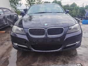 dezmembrez BMW e90 320d facelift/bara fata e90/usa fata e90/usa spate — miniatura 10