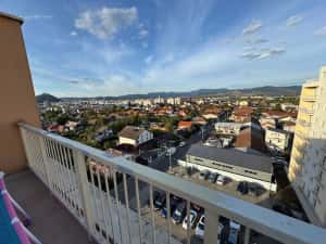 Penthouse Primavera Residence