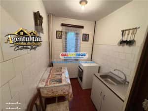Vanzare apartament 3 camere zona MICRO 14- LANGA SPITAL — miniatura 2