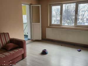 Militari Uverturii -Aragonitului bloc 1985 et.1 decomandat 2 bai Libe — miniatura 3