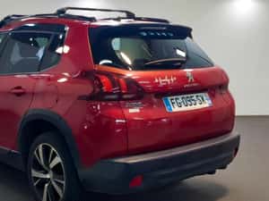 Peugeot 2008 GT-LINE Automat 110 HP Benzină — miniatura 4