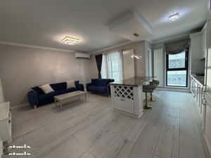 Inchiriez Apartament 3 camere Exigent