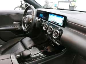 Mercedes-Benz CLA 250 - Hibrid, 218 cp, 2021 — miniatura 4