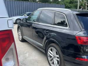 Vand Audi Q7 2018 Benzina 2995 cmc Neavariata — miniatura 2