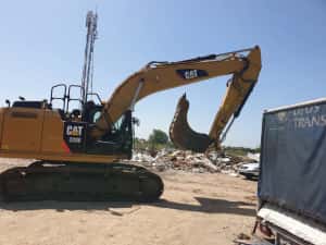 Inchiriere autobasculante 8x4 si excavator pe senile 24T — miniatura 5