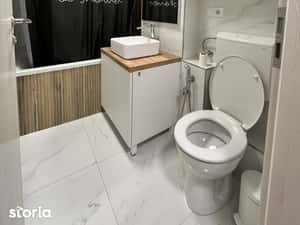 Inchiriez apartament 3 camere Gheorgheni — miniatura 4