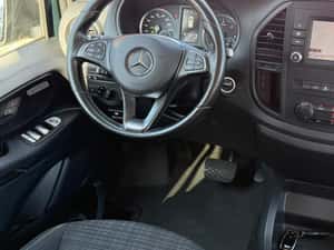 Mercedes-Benz Vito 2.0 Diesel 163 CP Automată 8 Locuri — miniatura 4