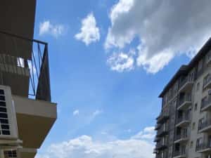 PROPRIETAR, inchiriez apartament 2 camere Cosmopolis, parter — miniatura 4