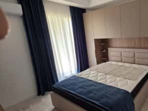 PROPRIETAR, inchiriez apartament 2 camere Cosmopolis, parter — miniatura 7