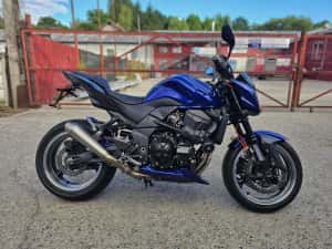 Kawasaki Z1000 cu 39.130km,an 2010, evacuare LeoVince — miniatura 4
