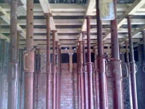 Închiriere popi metalici si schela metalica — miniatura 3