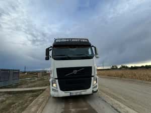 Ansamblu basculabil Volvo FH EEV 500 an 2013 + semiremorcă basculabilă Schmitz 2017 — miniatura 3